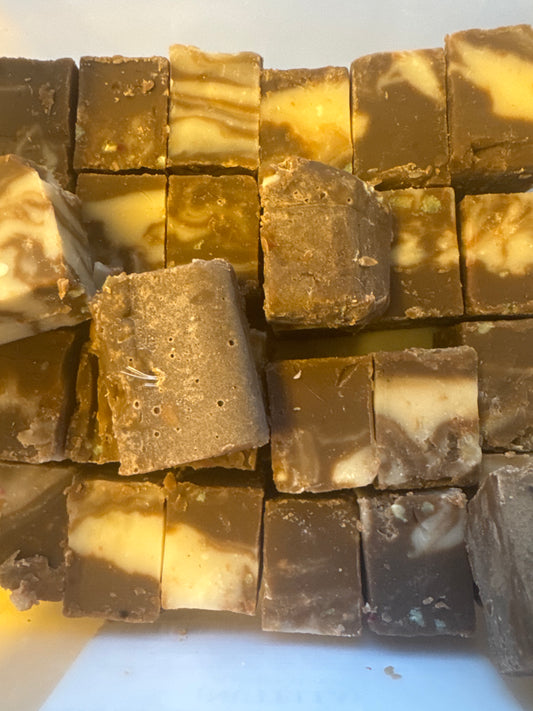 CHOCOLATE PEANUT BUTTER (NUTELLA) FUDGE 200G POUCH