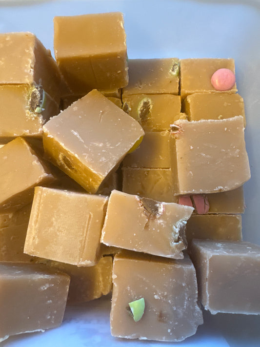 SMARTIE VANILLA FUDGE 200G POUCH