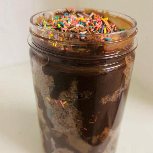 Chocolate Old School Cake Jar