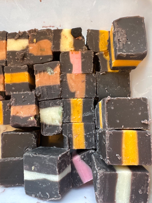 LIQUORICE ALLSORTS FUDGE 200G POUCH